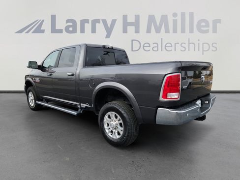 Used 2018 RAM 2500 Laramie image 3