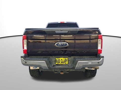 Used 2018 Ford F250 Lariat w/ Lariat Value Package image 5