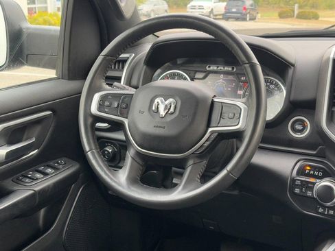 Used 2021 RAM 1500 Big Horn image 15