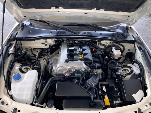 Used 2025 MAZDA MX-5 Miata RF Grand Touring RWD image 28