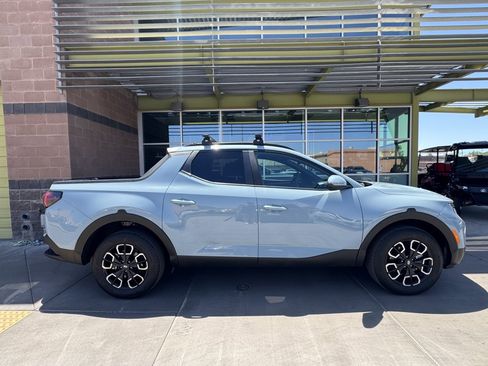 Used 2023 Hyundai Santa Cruz SEL Premium image 9