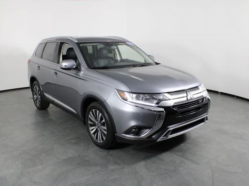 Used 2019 Mitsubishi Outlander SE image 12