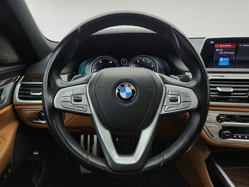 Used 2019 BMW 750i xDrive w/ Executive Package AWD/4WD image 14