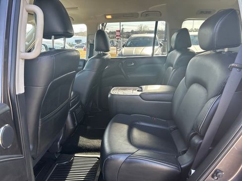 Used 2024 INFINITI QX80 Luxe image 26