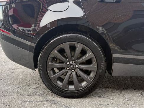 Used 2018 Land Rover Range Rover Velar R-Dynamic SE image 8