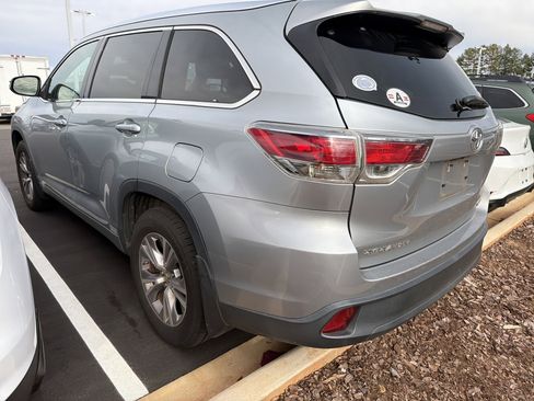 Used 2015 Toyota Highlander XLE image 8