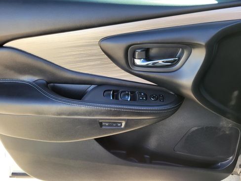 Certified 2017 Nissan Murano Platinum w/ Platinum Technology Package image 24