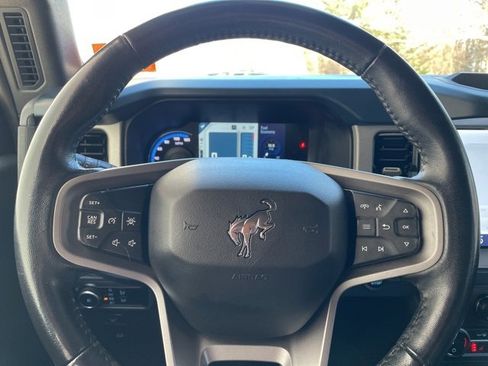 Certified 2024 Ford Bronco Outer Banks image 16