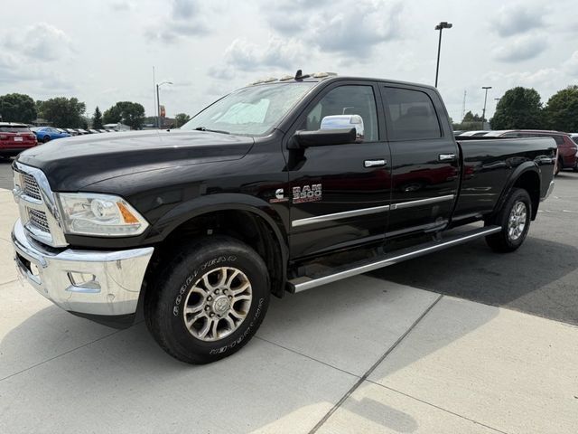 Used 2016 RAM 3500 Laramie AWD/4WD image 3
