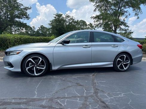 Used 2022 Honda Accord Sport Special Edition image 2