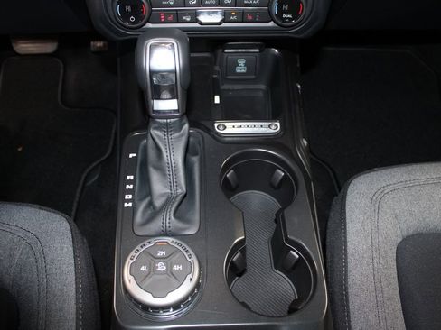 New 2025 Ford Bronco Big Bend image 37