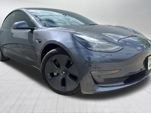 Used 2023 Tesla Model 3 Long Range image 3
