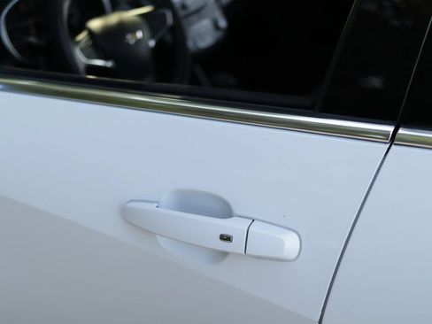 Used 2024 Chevrolet Malibu LT FWD image 33