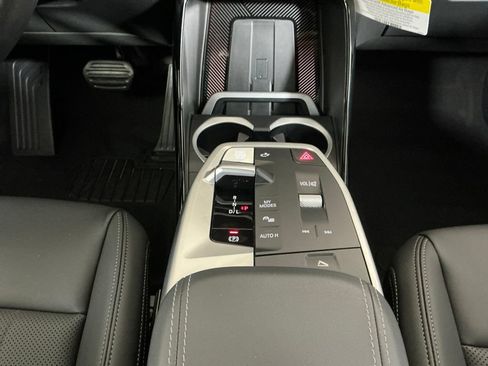 Used 2025 BMW X1 xDrive28i w/ Technology Package AWD/4WD image 12