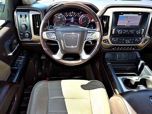 Used 2016 GMC Sierra 1500 Denali w/ Enhanced Driver Alert Package image 13