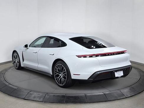 Used 2024 Porsche Taycan RWD image 3