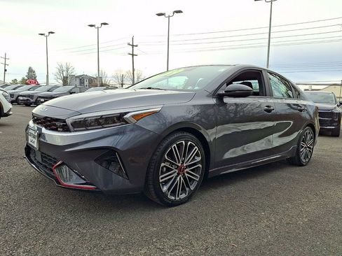 Certified 2022 Kia Forte GT w/ GT2 Package image 3