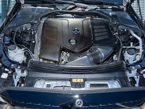 Used 2025 Mercedes-Benz C 300 Sedan image 37