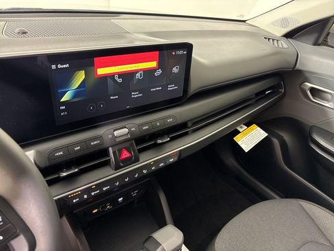 New 2026 Kia K4 LXS image 24