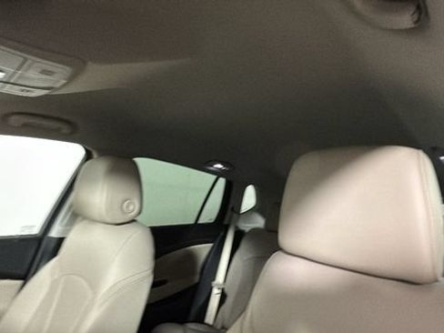 Used 2020 Buick Envision Essence FWD image 13