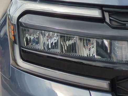 Used 2023 Ford Expedition Limited RWD image 10