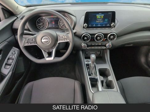 Used 2025 Nissan Sentra SV image 13