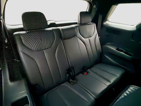 Used 2024 Hyundai Palisade Calligraphy image 22