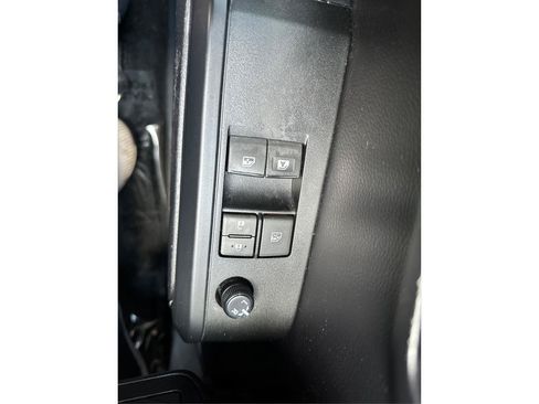 Used 2020 Toyota Tacoma SR RWD image 27