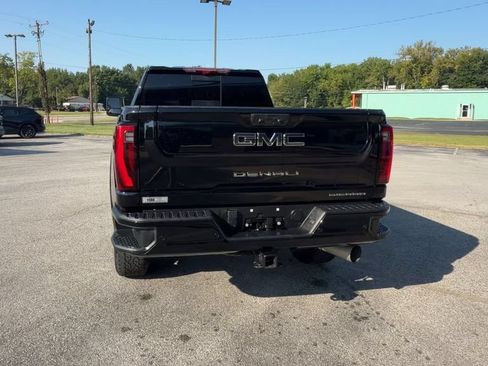 Used 2024 GMC Sierra 3500 Denali Ultimate AWD/4WD image 7