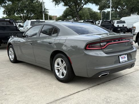 Used 2023 Dodge Charger SXT RWD image 7
