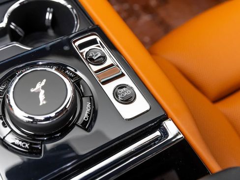 New 2026 Rolls-Royce Cullinan AWD/4WD image 30
