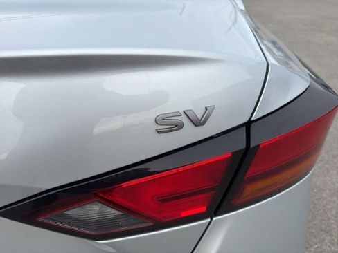 Used 2024 Nissan Altima 2.5 SV image 28