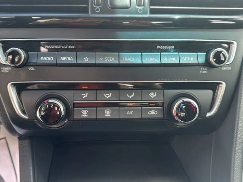 Used 2020 Kia Optima LX FWD image 18