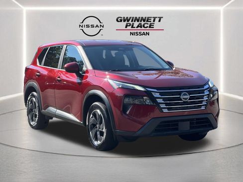 Used 2025 Nissan Rogue SV AWD/4WD image 26