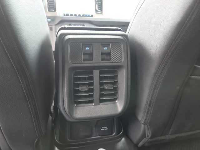 Used 2025 Ford Bronco Outer Banks AWD/4WD image 23