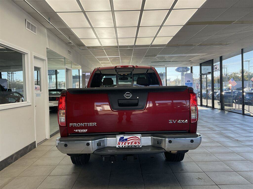 Used 2016 Nissan Frontier SV w/ SV Value Truck Package AWD/4WD image 6