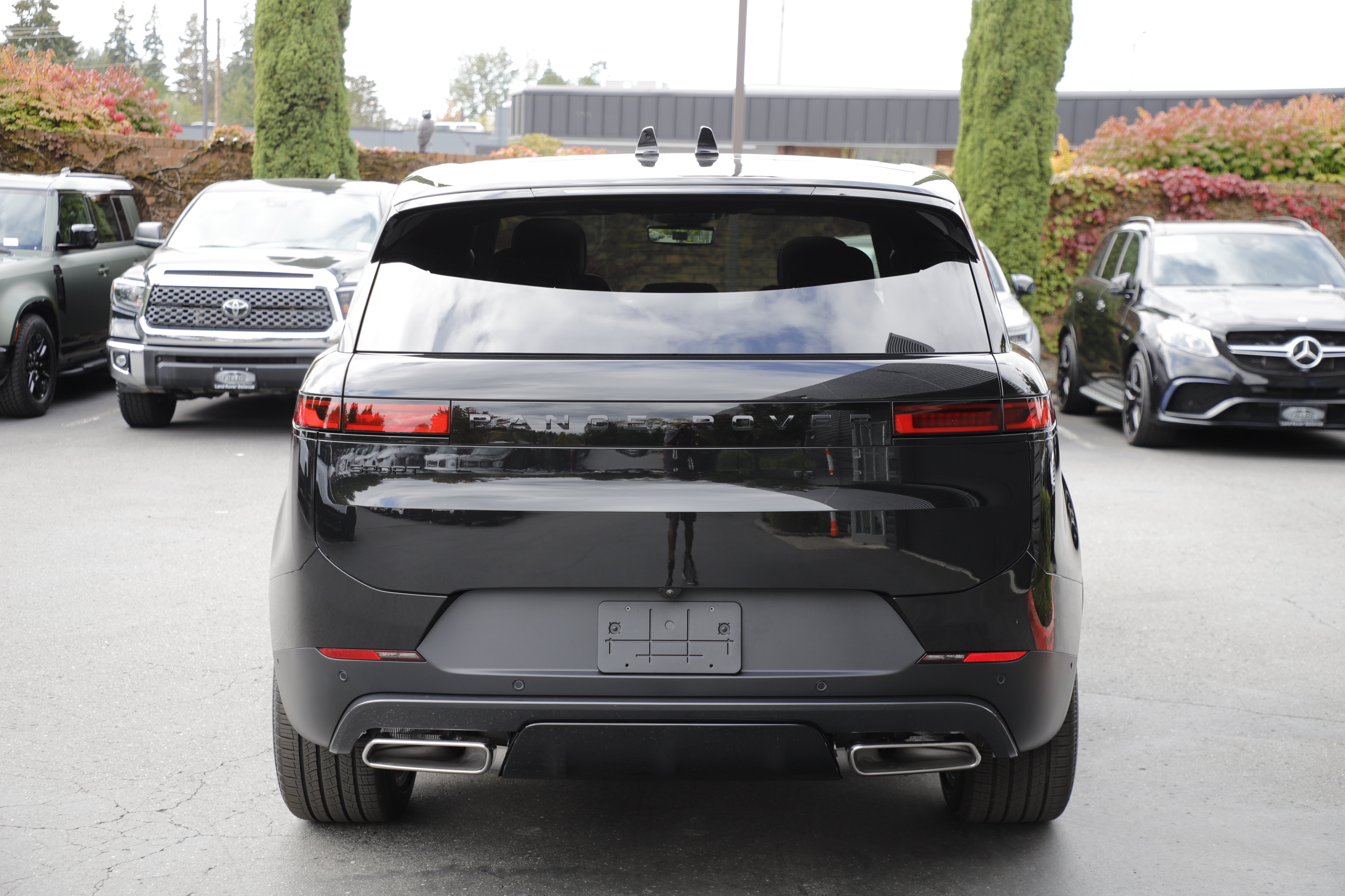 New 2026 Land Rover Range Rover Sport SE AWD/4WD image 5