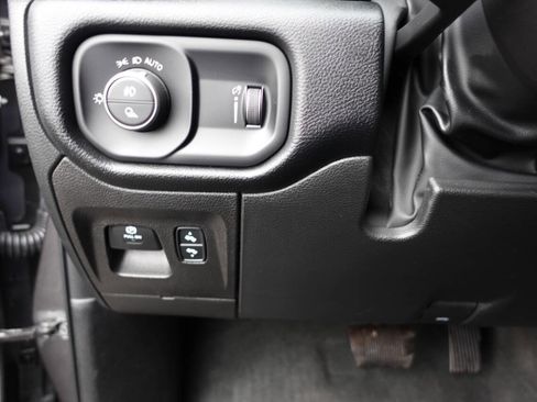 Used 2022 RAM 1500 Big Horn AWD/4WD image 59