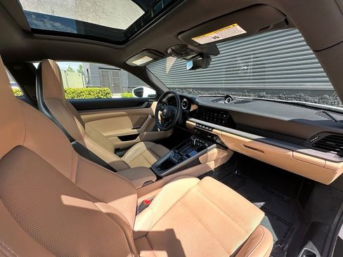 Certified 2024 Porsche 911 Carrera T RWD image 39