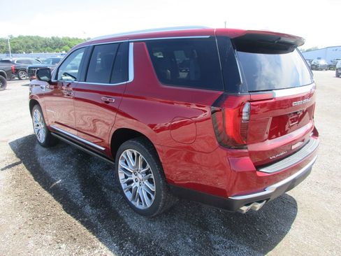 New 2026 GMC Yukon Denali w/ Denali Reserve Package AWD/4WD image 6