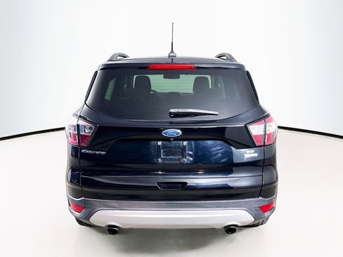 Used 2018 Ford Escape SE w/ Ford Safe & Smart Package image 31