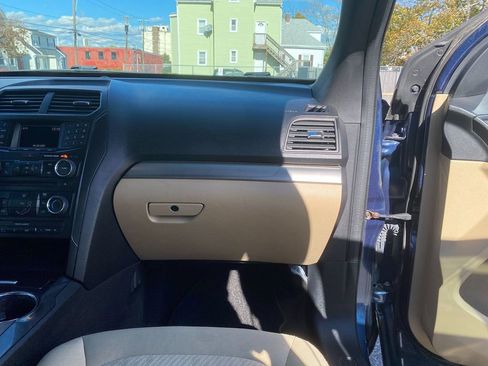 Used 2017 Ford Explorer 4WD image 29