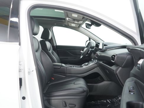 Used 2023 Hyundai Santa Fe SEL w/ Premium Package image 11