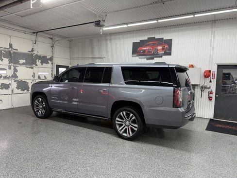 Used 2018 GMC Yukon XL Denali w/ Denali Ultimate Package image 9