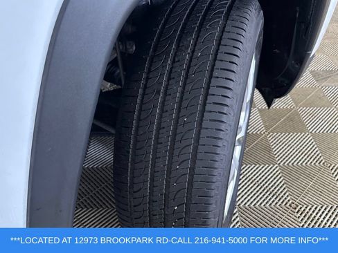 Used 2023 Jeep Compass Latitude AWD/4WD image 28
