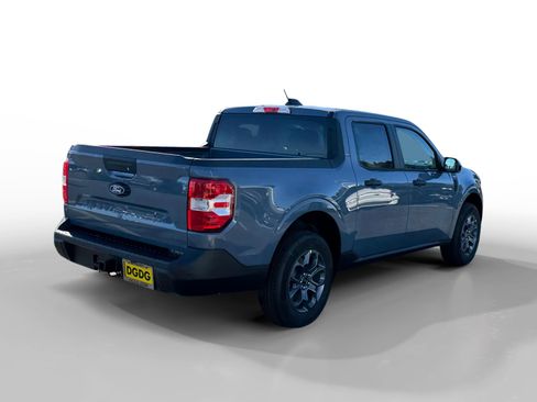 New 2026 Ford Maverick XLT w/ XLT Luxury Package FWD image 5