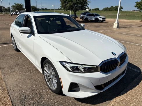 Certified 2023 BMW 330i Sedan w/ Driving Assistance Package RWD image 3