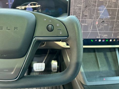 Used 2022 Tesla Model X Plaid AWD/4WD image 22
