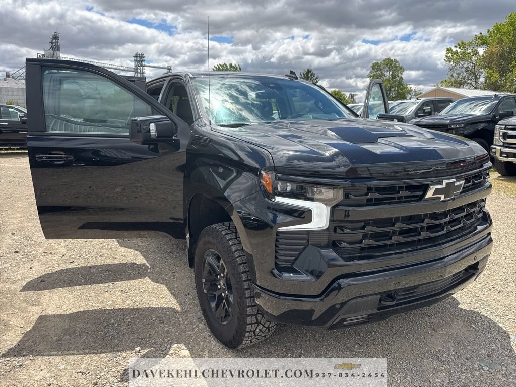 Used 2025 Chevrolet Silverado 1500 LT Trail Boss w/ LT Trail Boss Premium Package AWD/4WD image 55