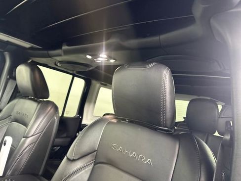 Used 2022 Jeep Wrangler Unlimited Sahara w/ Cold Weather Group image 12
